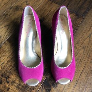Lilly Pulitzer Passion Pink Resort Wedges. Size 6M